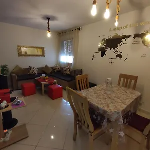 https://superbe-appartement-au-rez-de-chausse-avec-parking-gratuit.hotels-casablanca.net